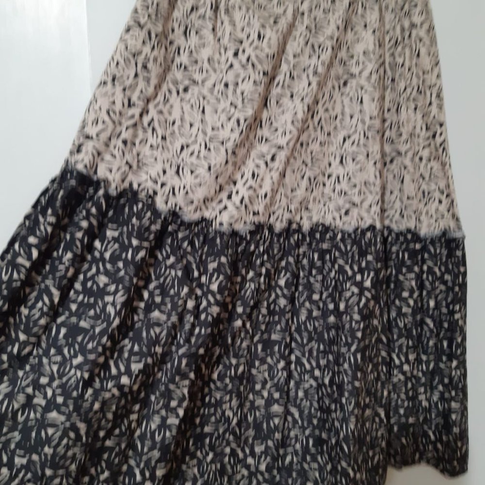 Donna Karan Gorgeous Cotton Skirt with tiered detail and elastic waist!